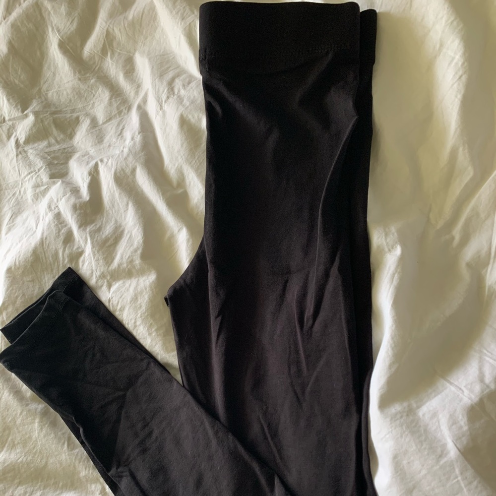 Black leggings
